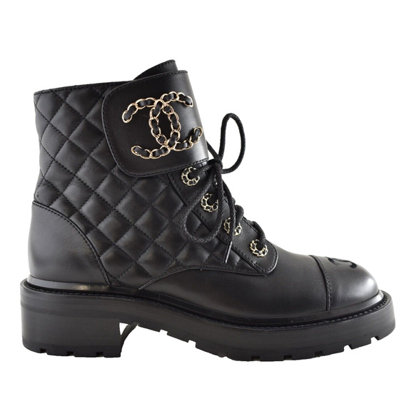 Chanel 21A Black Quilted Gold CC Chain Combat Lace Up Tie Ankle Short Boots 39.5 - Picture 1 of 15